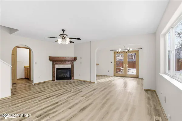 6830 All Star CIR, Anchorage, AK 99504