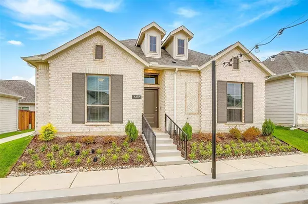 10434 Peonia Street, Fort Worth, TX 76126