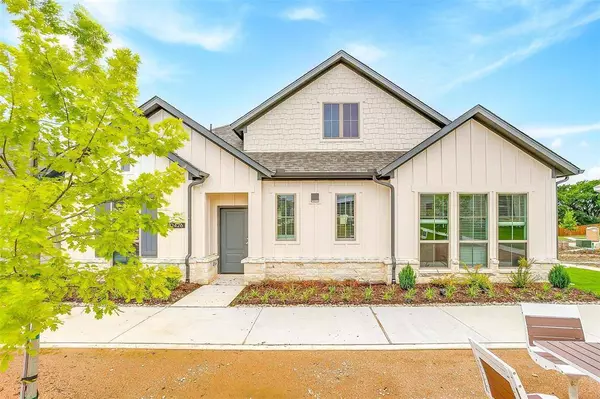 6142 Lavanda Avenue, Fort Worth, TX 76126