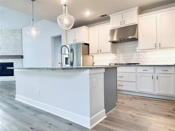 5612 Caliza Trail, Fort Worth, TX 76126