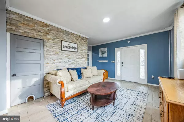 323 CHURCH RD, Medford, NJ 08055