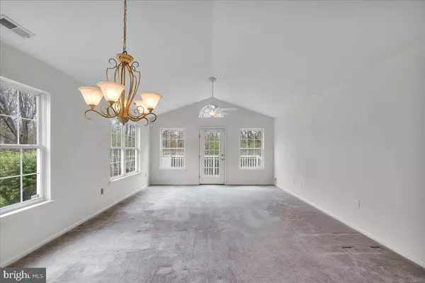 33 GLENVIEW WAY E, Gibbsboro, NJ 08026