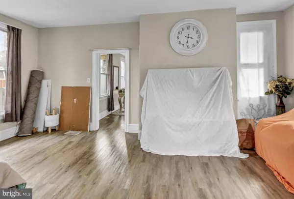 29 HOPKINS ST, Woodbury, NJ 08096