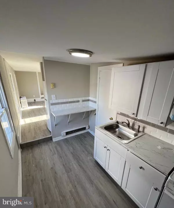 29 HOPKINS ST, Woodbury, NJ 08096