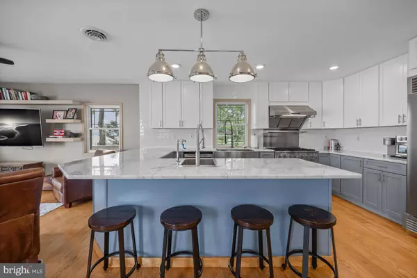 1 RISNER AVE, Penns Grove, NJ 08069