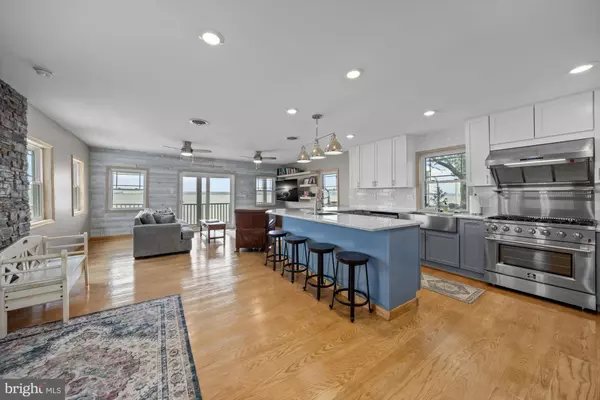 1 RISNER AVE, Penns Grove, NJ 08069