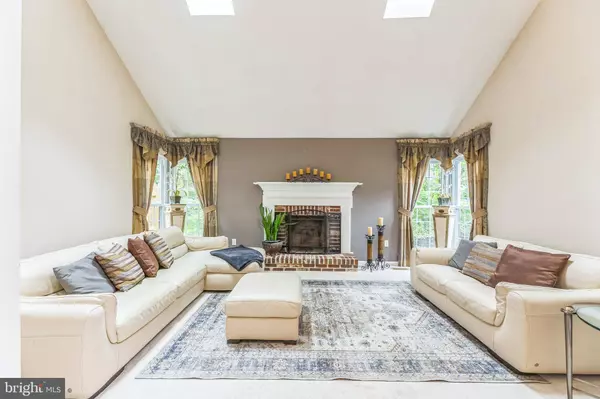 147 WILLIAM FEATHER DR, Voorhees, NJ 08043