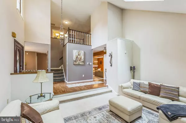 147 WILLIAM FEATHER DR, Voorhees, NJ 08043