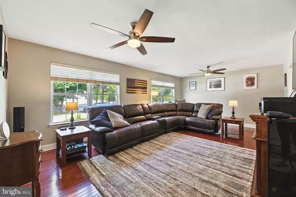 18 ARENA ST, Mantua, NJ 08051