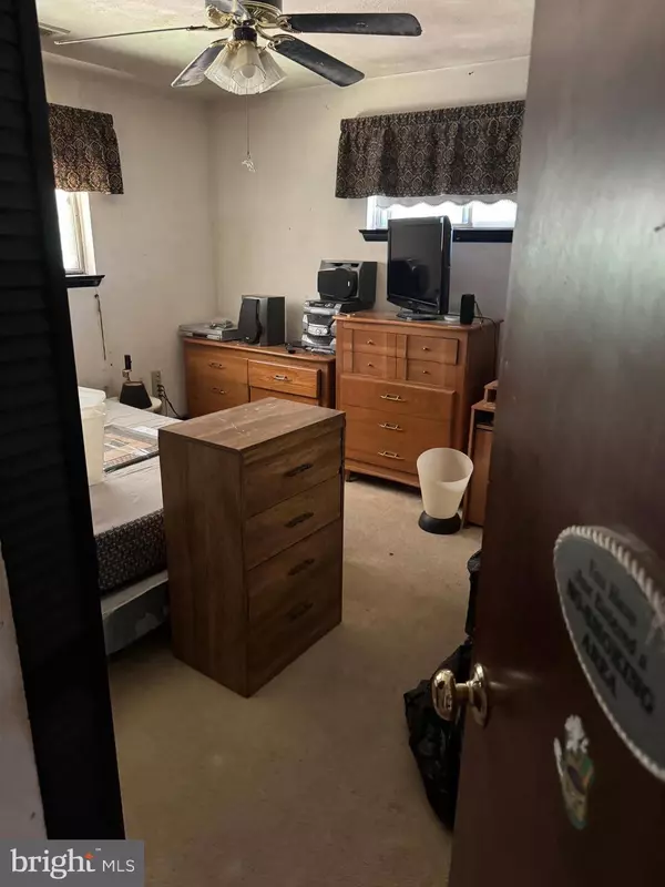 463 W JERSEY AVE, Woodbury Heights, NJ 08097