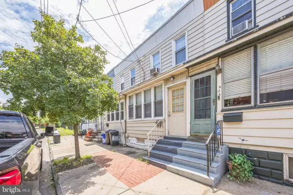 806 POWELL ST, Gloucester City, NJ 08030