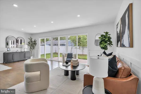 127 RANDLE DR, Cherry Hill, NJ 08034