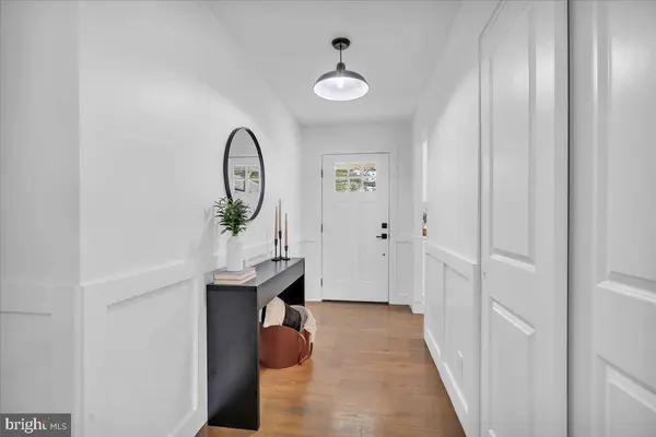 127 RANDLE DR, Cherry Hill, NJ 08034