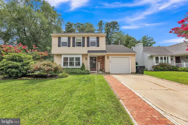 54 WOODVALE DR, Atco, NJ 08004