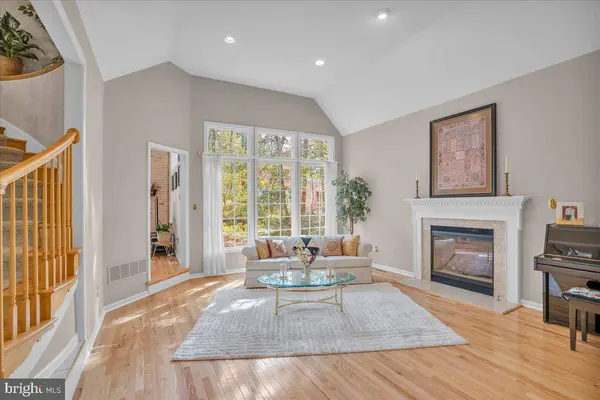 2 CARLY CT, Voorhees, NJ 08043