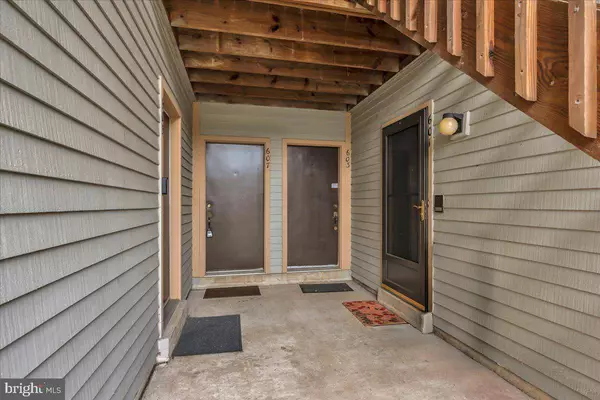 607 WOODHOLLOW DR, Marlton, NJ 08053