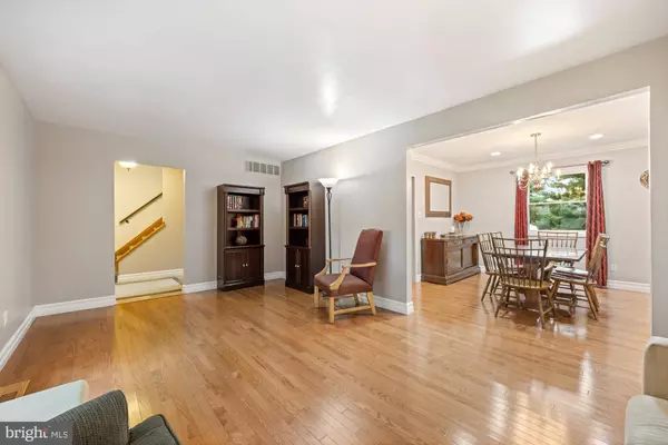 1031 RUSSELL MILL RD, Swedesboro, NJ 08085