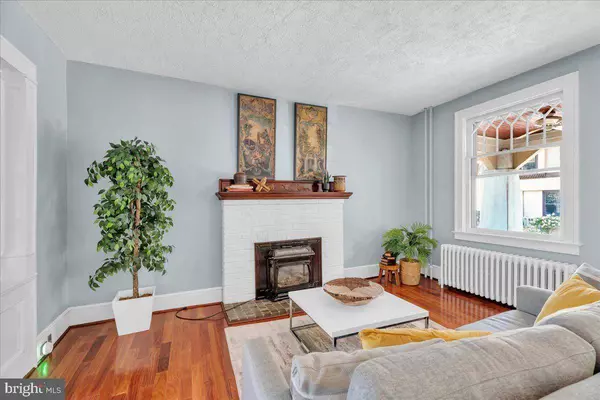 2 EVERGREEN LN, Haddonfield, NJ 08033