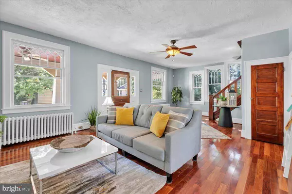 2 EVERGREEN LN, Haddonfield, NJ 08033