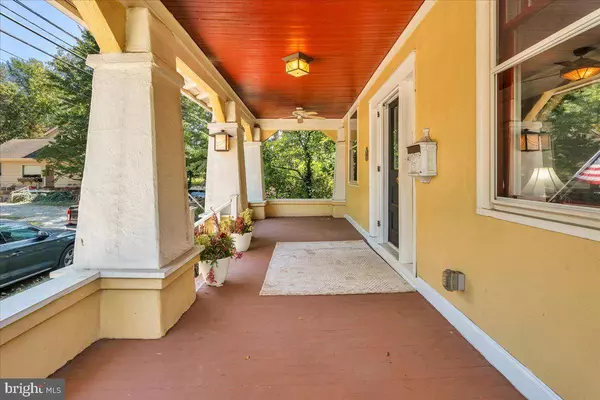 2 EVERGREEN LN, Haddonfield, NJ 08033