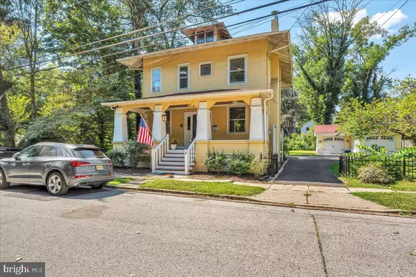 2 EVERGREEN LN, Haddonfield, NJ 08033