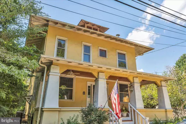 2 EVERGREEN LN, Haddonfield, NJ 08033