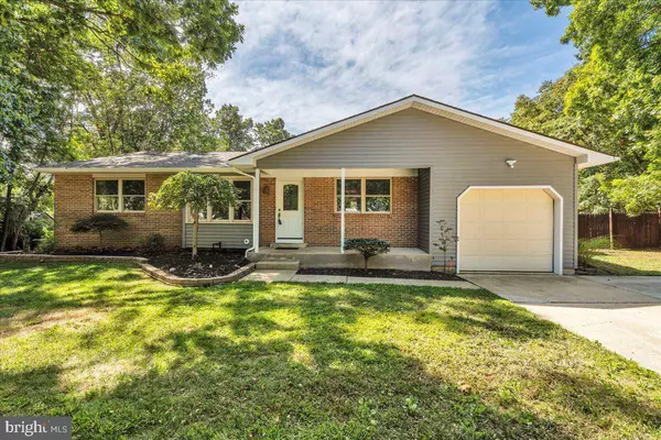 214 PEPPERMILL RD, West Berlin, NJ 08091