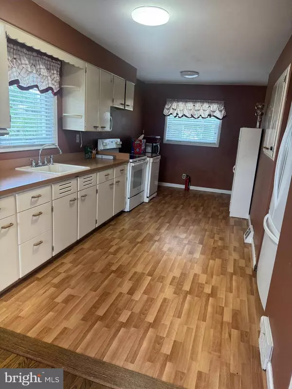 117 ELLIS AVE, Berlin, NJ 08009