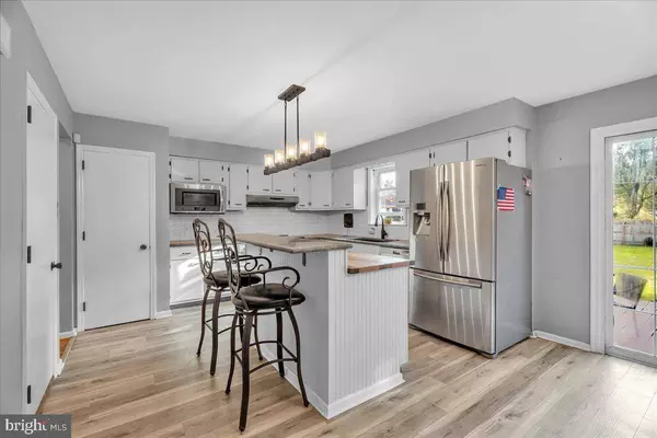 318 S COLUMBIA ST, Woodbury, NJ 08096