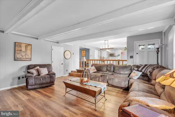 318 S COLUMBIA ST, Woodbury, NJ 08096