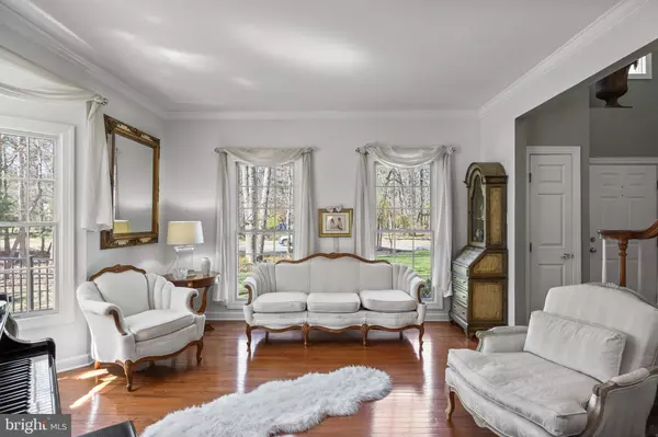 12 WILDERNESS DR, Medford, NJ 08055