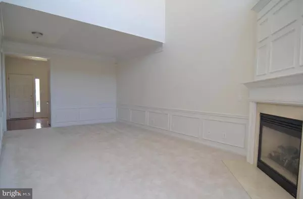 23 LUMBERMILL LN, Voorhees, NJ 08043