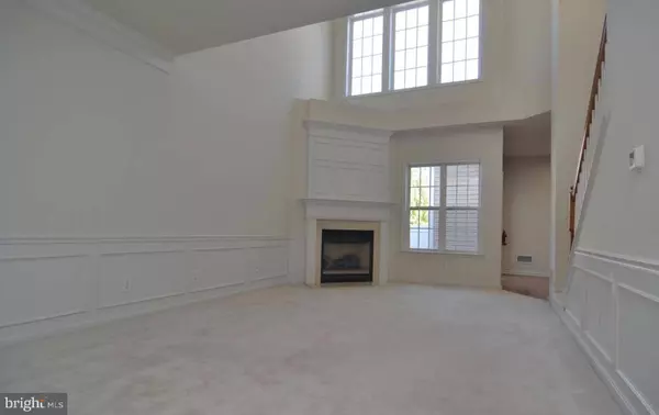 23 LUMBERMILL LN, Voorhees, NJ 08043