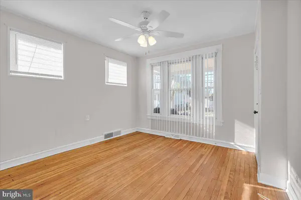 3 EUCLID AVE, Merchantville, NJ 08109