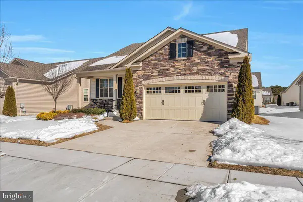 27 RAVENNA DR, West Berlin, NJ 08091