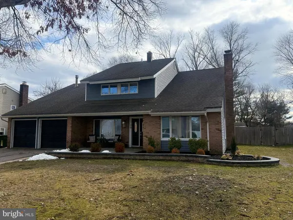 29 HARWOOD RD, Marlton, NJ 08053