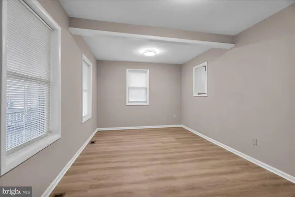 213 MERCER ST, Gloucester City, NJ 08030