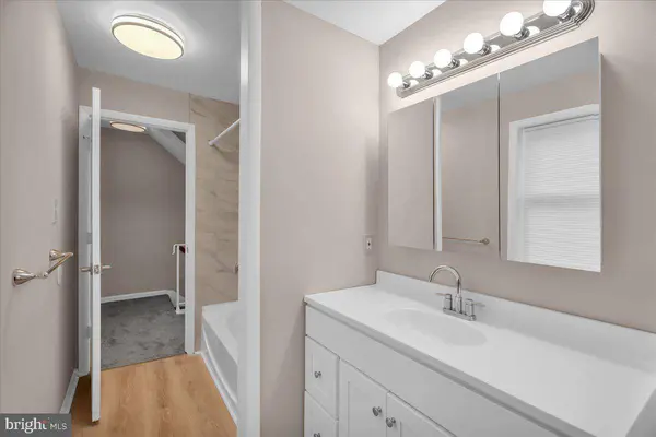 213 MERCER ST, Gloucester City, NJ 08030