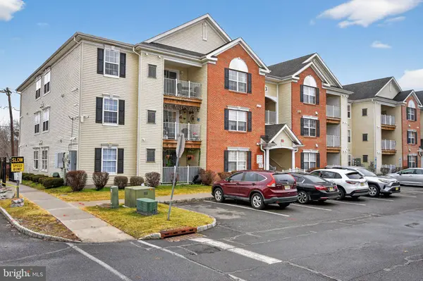 1332 FERNWOOD CT, New Brunswick, NJ 08901