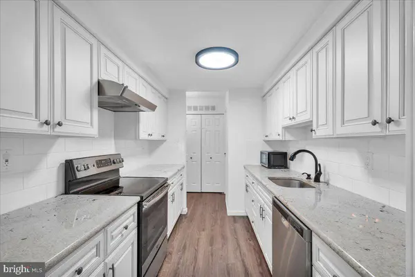 144 BRIAR CT, Marlton, NJ 08053