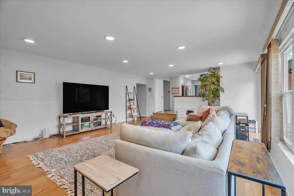 227 NATHANIEL AVE, Cherry Hill, NJ 08003