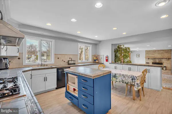 227 NATHANIEL AVE, Cherry Hill, NJ 08003