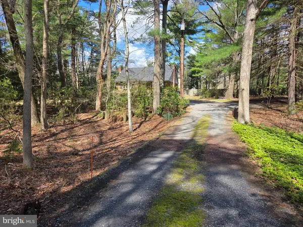 223 KRESSON-GIBBSBORO RD, Voorhees, NJ 08043