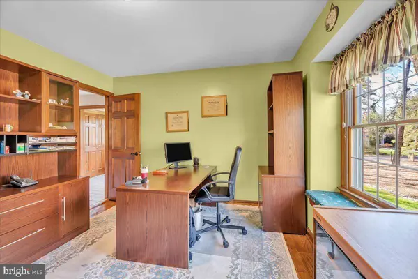 6 EDELWEISS LN, Voorhees, NJ 08043