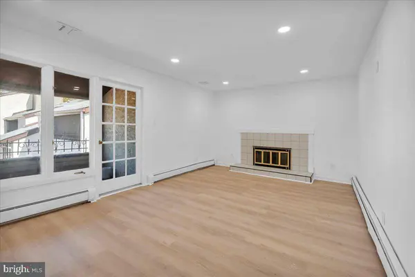 145 CENTURA, Cherry Hill, NJ 08003