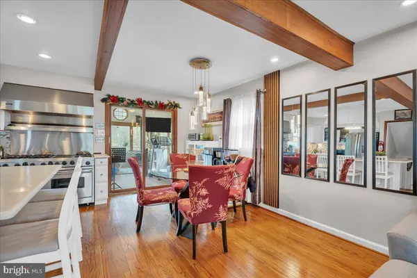 1237 OAKWOOD RD, Haddonfield, NJ 08033