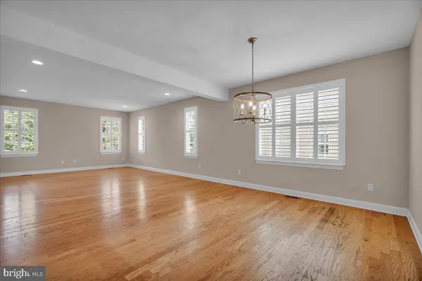 3 REMINGTON DR, West Berlin, NJ 08091