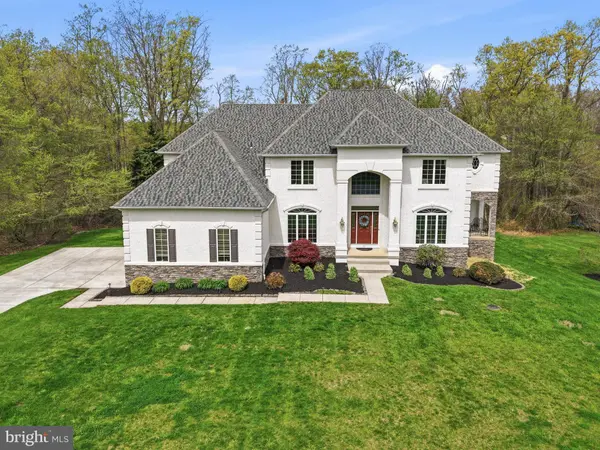 11 LANGE CT, Mullica Hill, NJ 08062