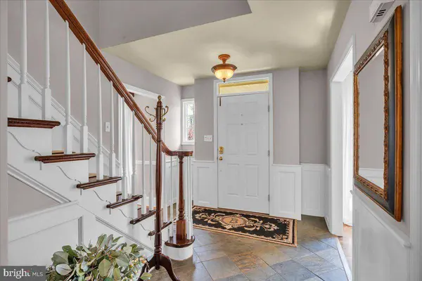 10 FOX HILL DR, Tabernacle, NJ 08088