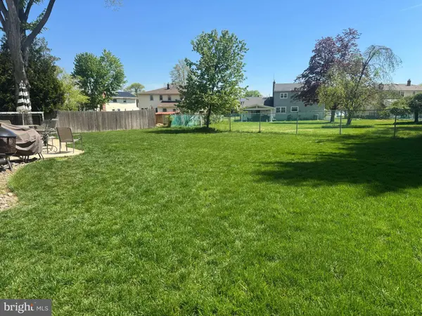 111 OLD ORCHARD RD, Cherry Hill, NJ 08003